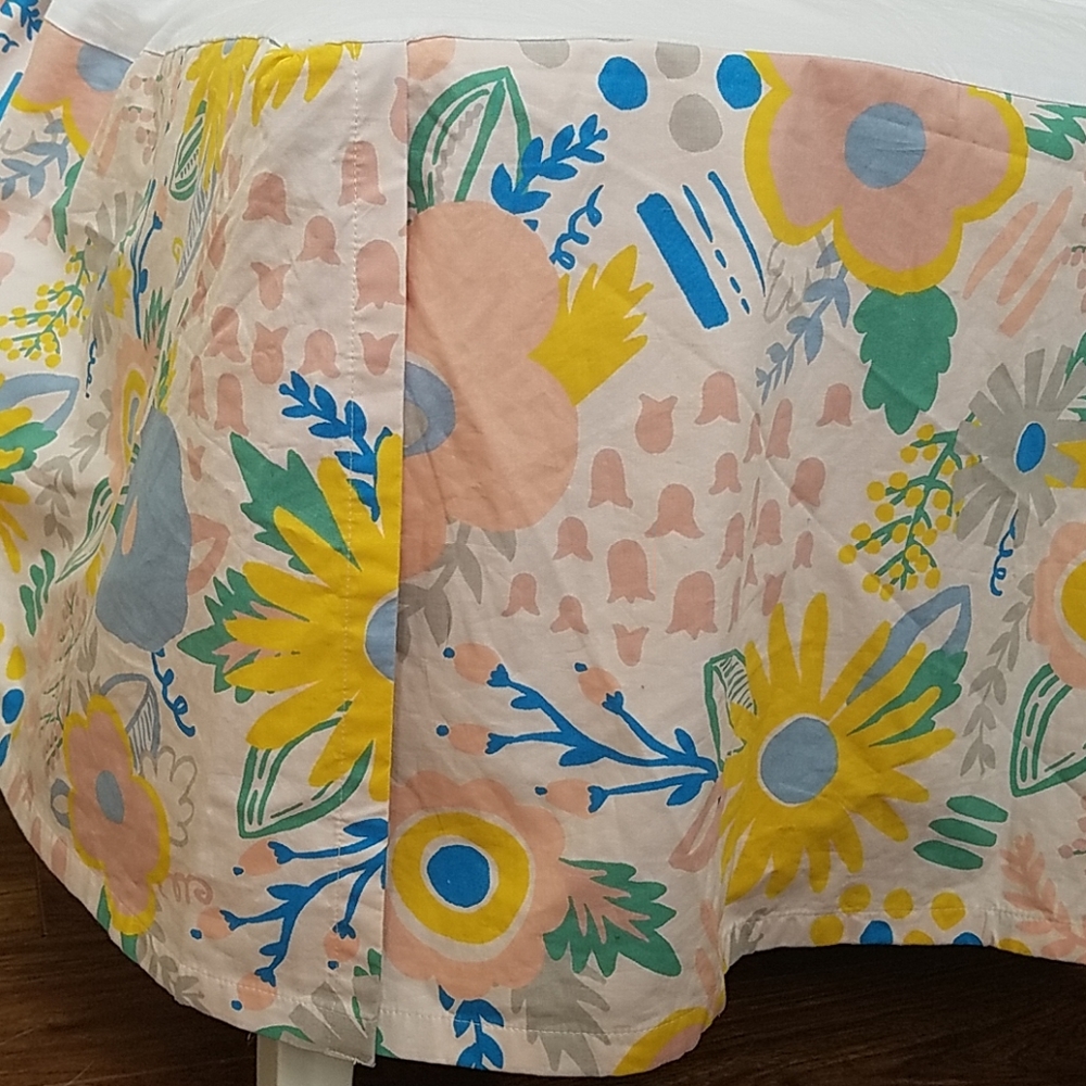 Land of Nod Floral Rush crib skirt